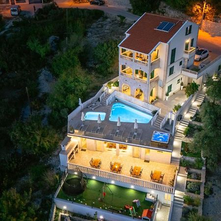 Villa Hills Макарска Екстериор снимка